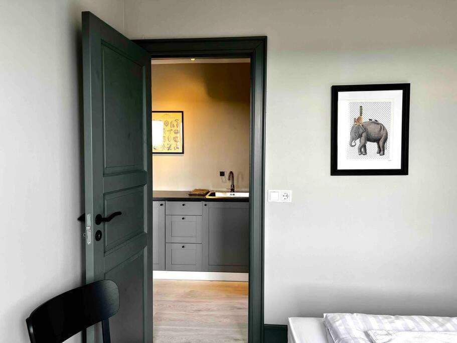 The Greyhouse "Small Apartment" 霍芬 外观 照片