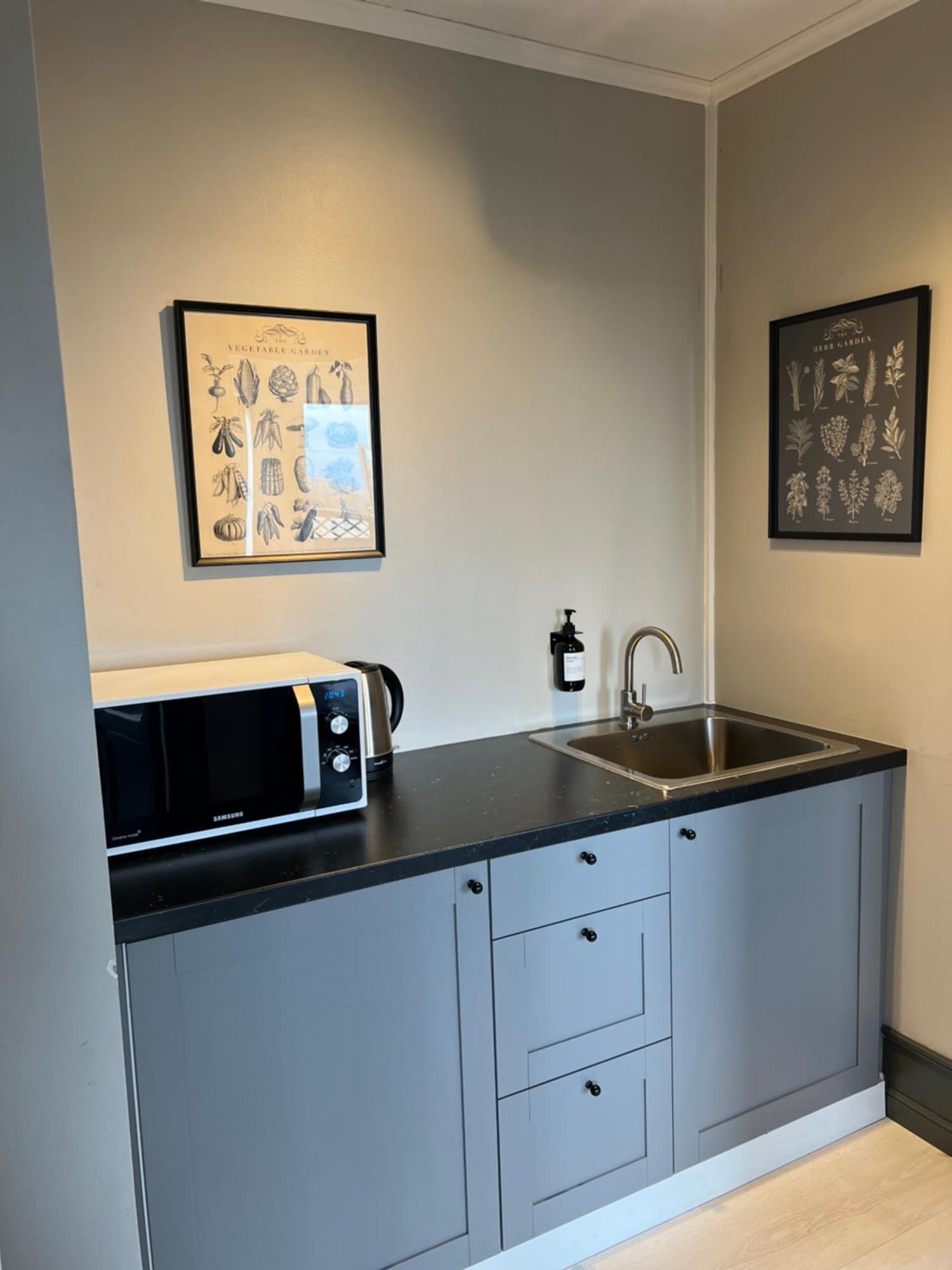 The Greyhouse "Small Apartment" 霍芬 外观 照片